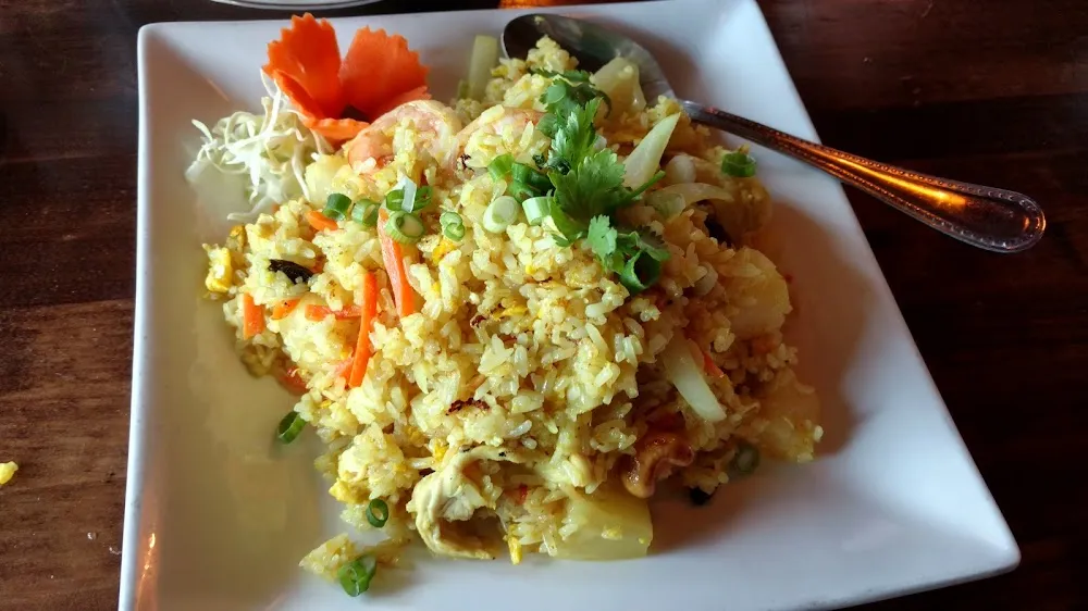 Pineapple Fried Rice w Chicken and Shrimp